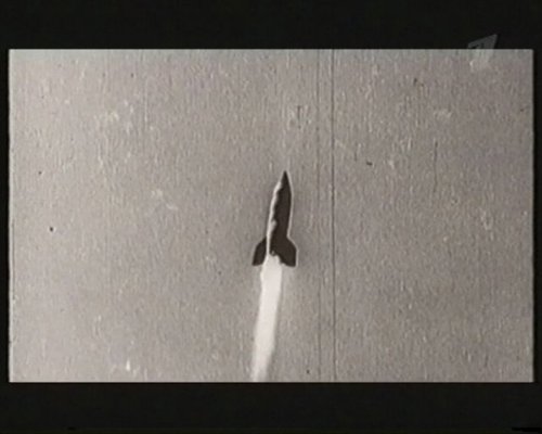R-l, sovětská kopie V-2 startuje