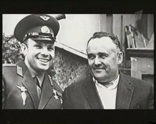 Známé foto: Gagarin a Koroljev.