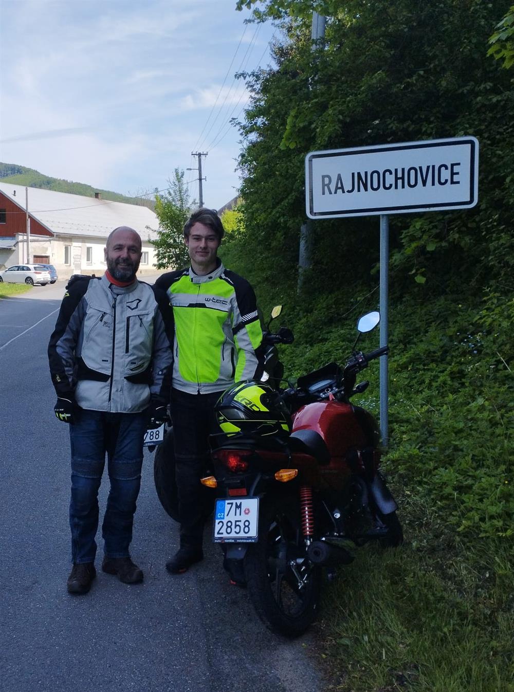 Dva z rodu Rajnochů z Rajnochovic (Zdroj: archiv M. Rajnocha)