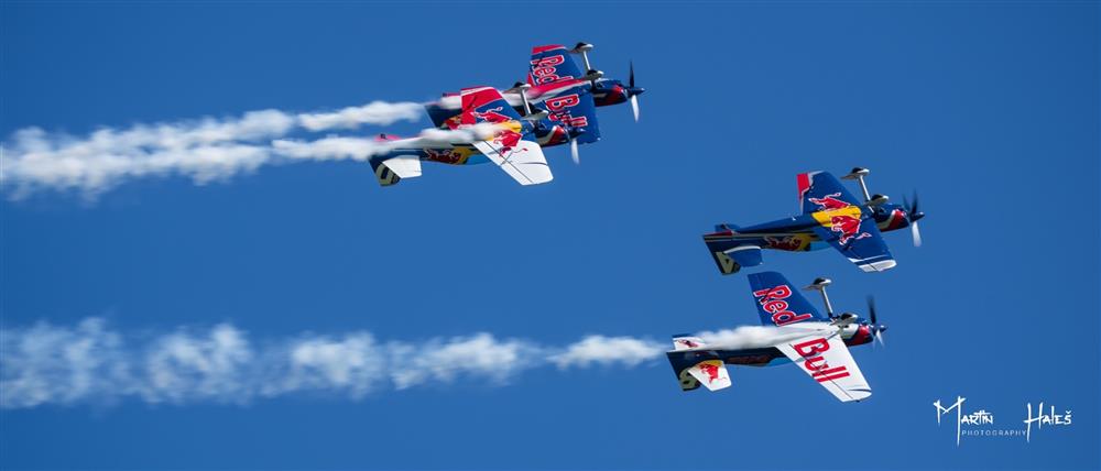 The Flying Bulls Aerobatic Team (Foto: Martin Haleš)