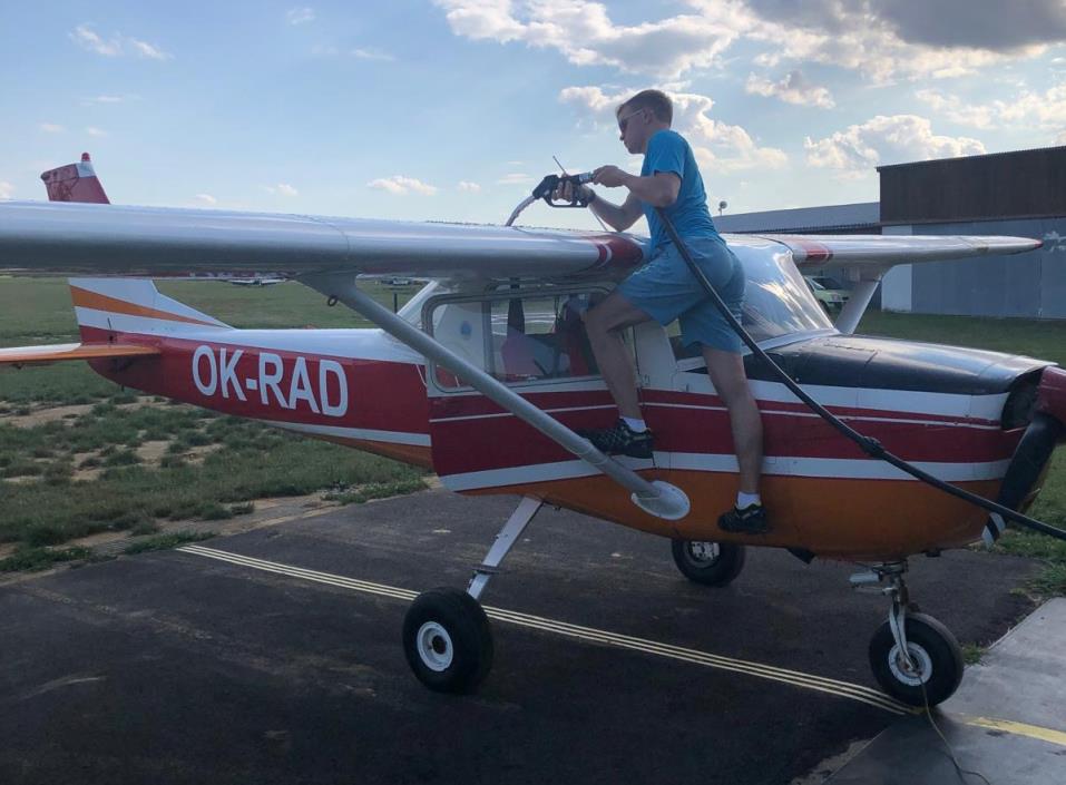 Jakub při pilotním výcviku v Kroměříži