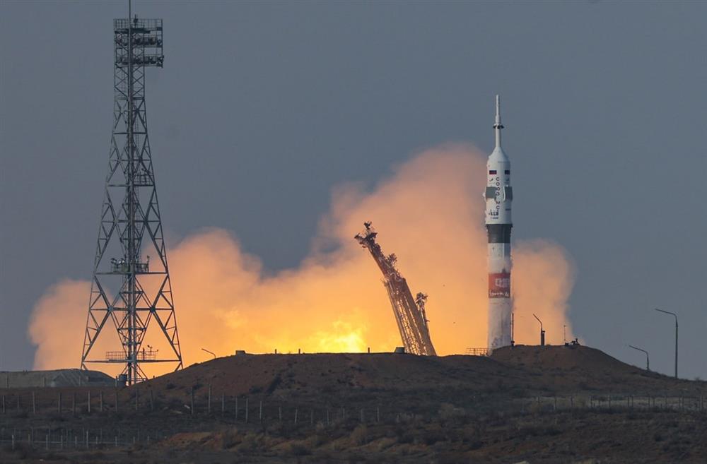 Sojuz MS-28 startuje a zatím vše vypadá v pořádku (Zdroj: Bill Ingalls)