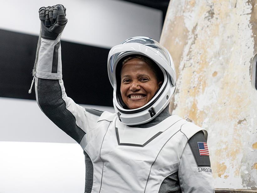 Sian Proctor po letu Inspiration4 (Zdroj: SpaceX, CC BY-NC 2.0)