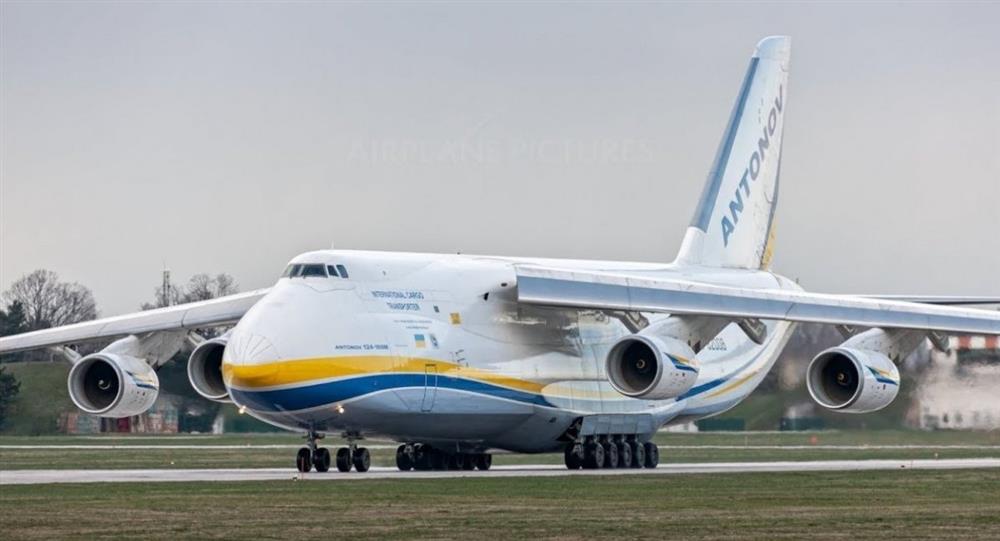 Ukrajinský Antonov An-124-100 sídlící v Lipsku (Zdroj: Defense Express)