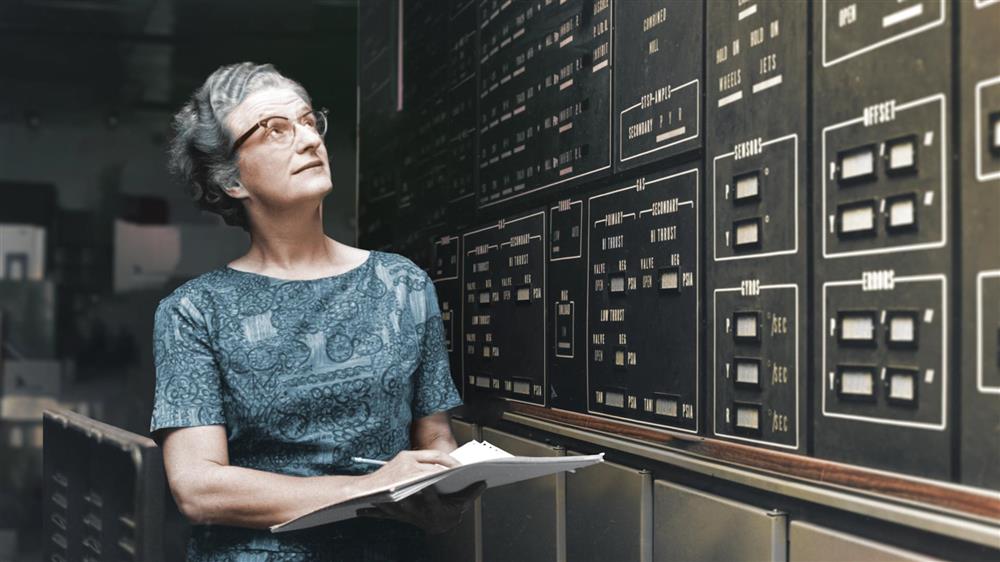 Zesnulá Nancy Grace Romanová, první hlavní astronomka NASA, prosazovala vyslání kosmických teleskopů po celou svou dlouhou kariéru v agentuře. Zde v Goddard Space Center 1972 (Zdroj: NASA)