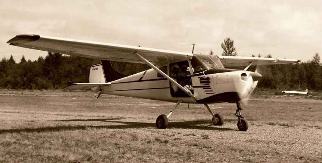 První Cessna s příďovým podvozkem - C170 (N3470C)