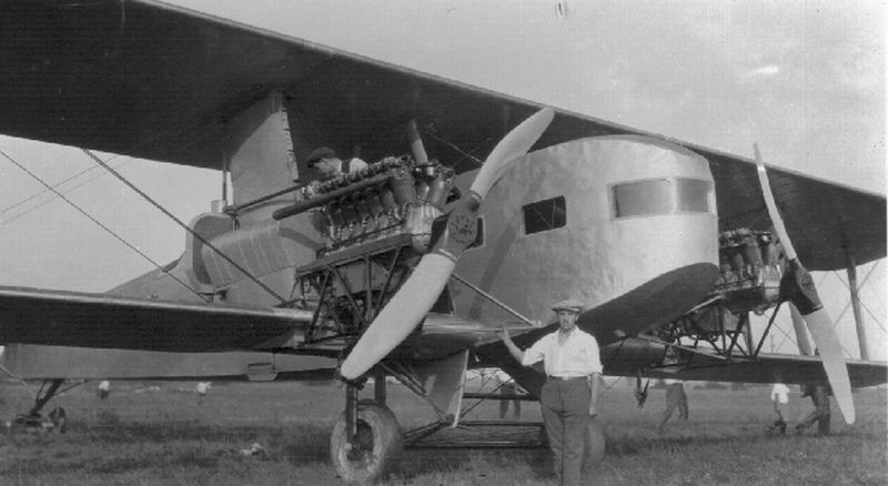 První letadlo postavené v Americe - S-29A