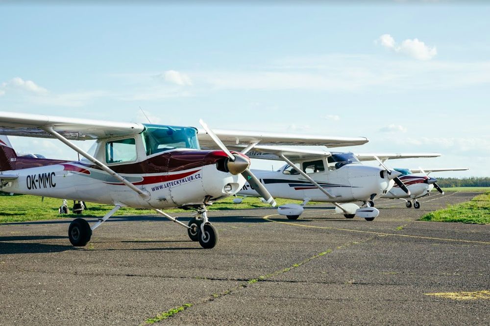 Letadla Cessna pro účely výcviku pilotních žáků