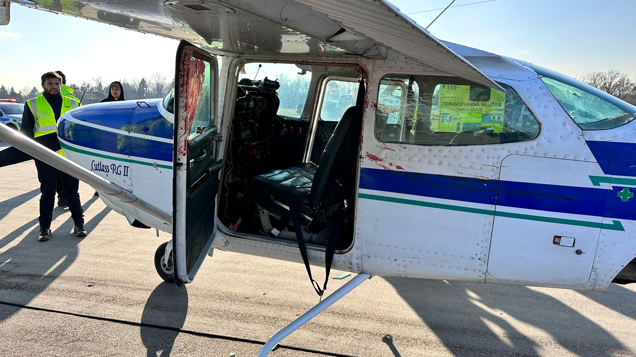 DSA Hradec Králové nehoda cessna 172 střet s ptákem bird strike