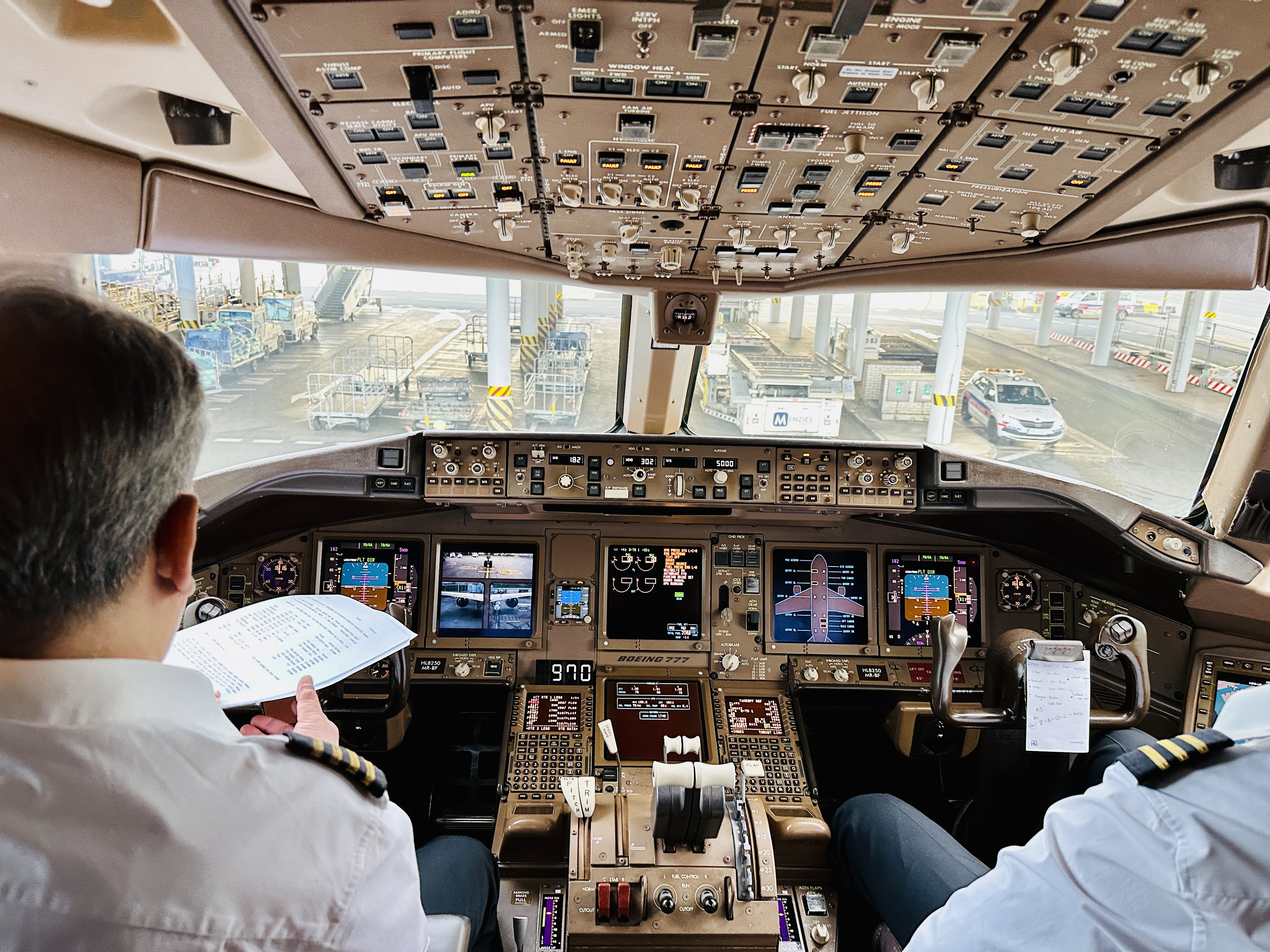 Cockpit Boeingu 777 Korean Air