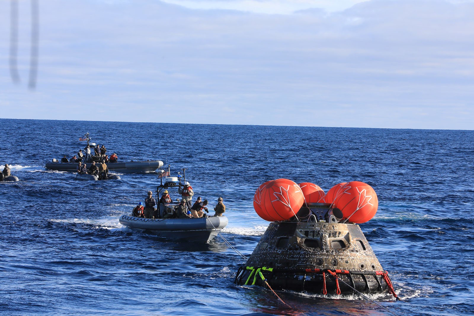 Záchranné čety z lodi USS Portland 