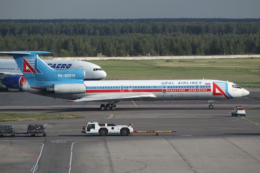 Tupolev Tu-154 v původních barvách