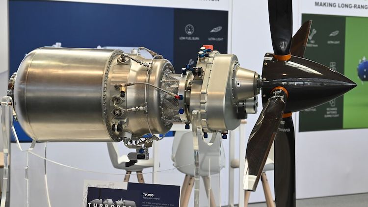 Turbínový motor pro ultralighty Turbotech TP-R90