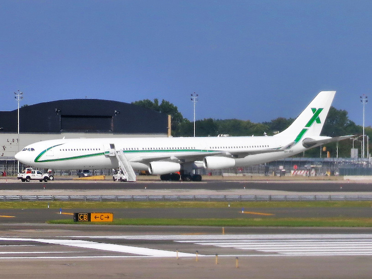 Airbus A340-300 na newyorském letišti JFK / zdroj: commons.wikimedia.org