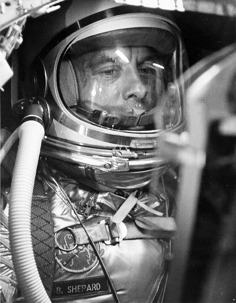 Al Shepard se v kabině Mercury mohl jen těžko pohnout... / Zdroj: credit: NASA
