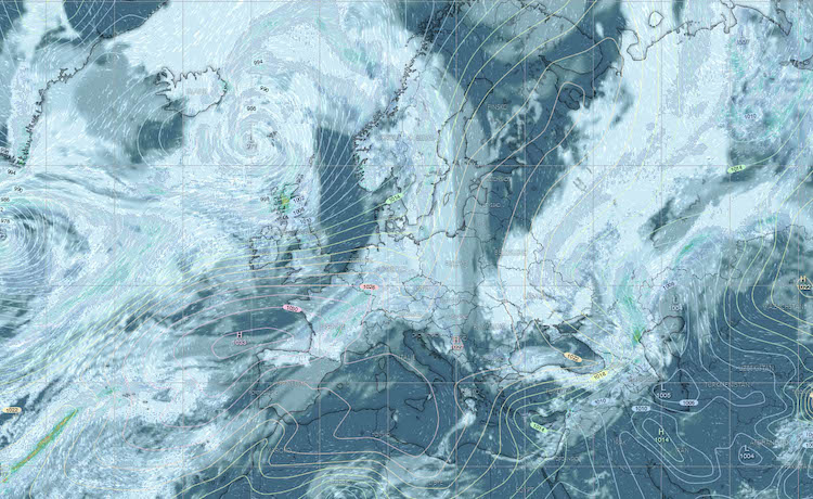 Předpovědní pole oblačnosti modelu ECMWF