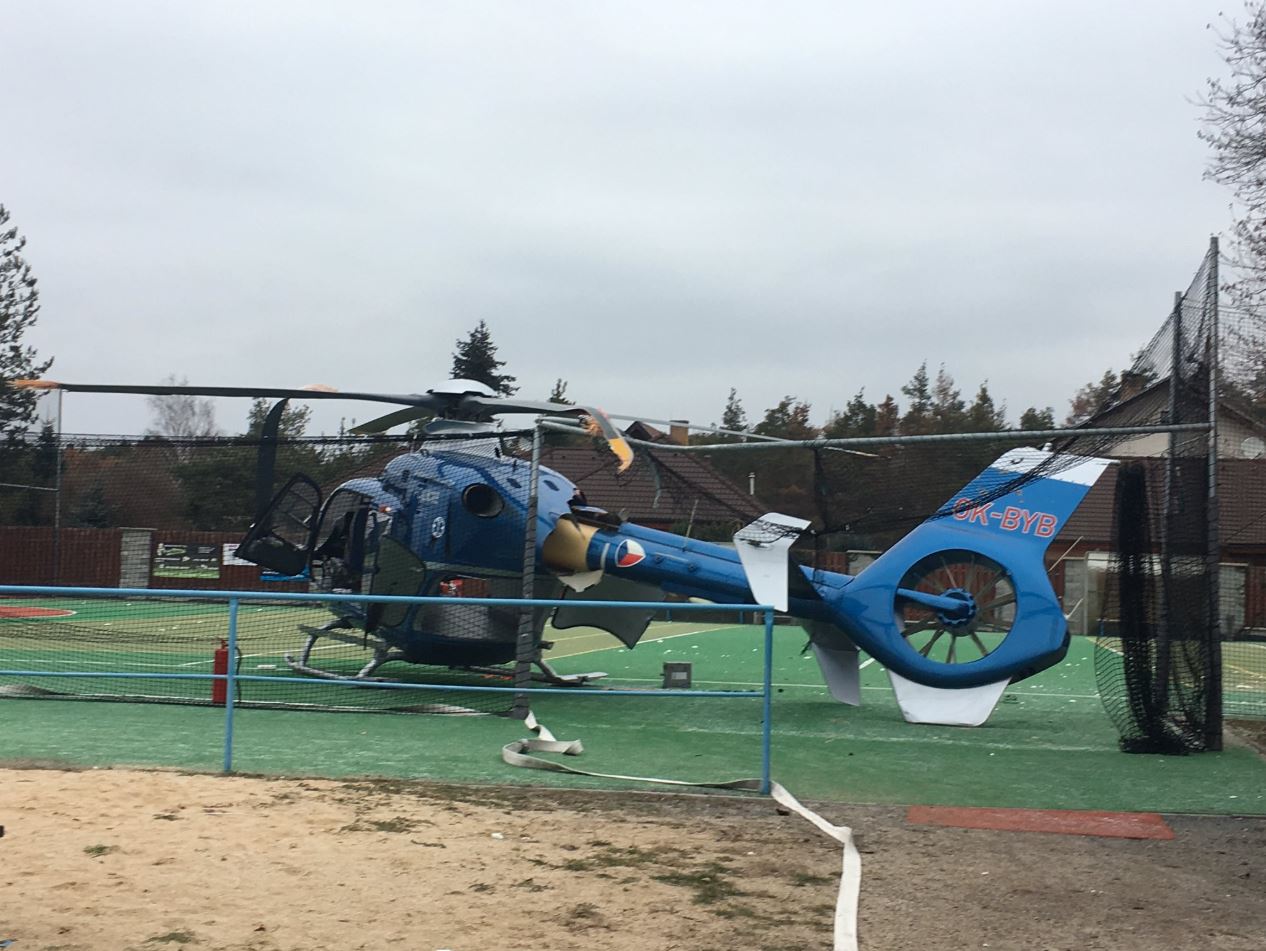Policejní vrtulník havaroval u Dobříše