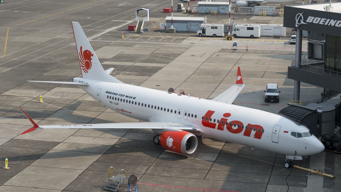 Boeing 737 MAX 8 spadl po vzletu z Jakarty