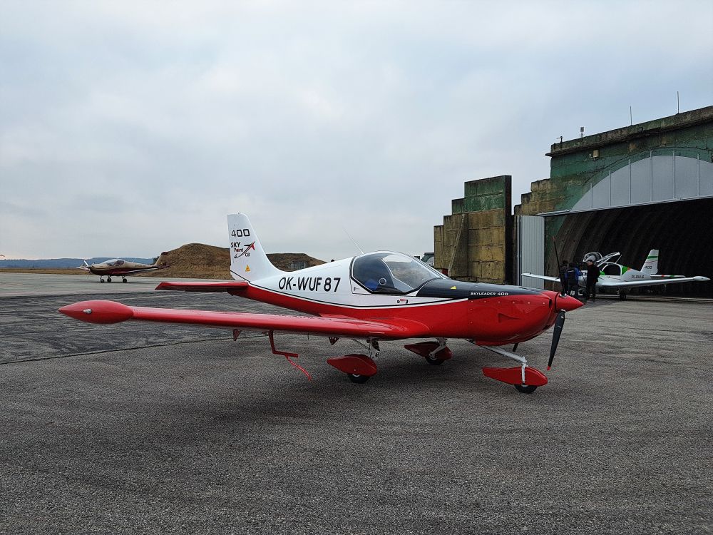 Skyleader 400 s benzinovým motorem