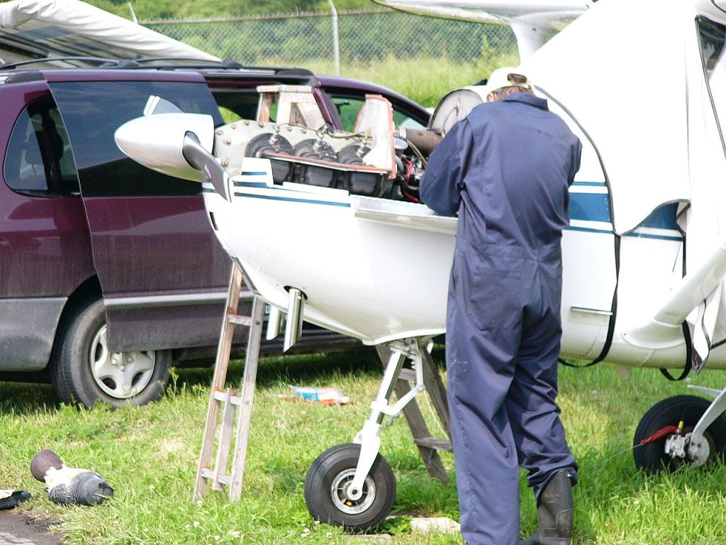 Úsporu v nákladech oproti správnímu režimu EASA lze očekávat především v zjednodušené administrativě a nižších poplatcích, nikoliv v úlevách v oblasti letové způsobilosti / Foto Ahunt