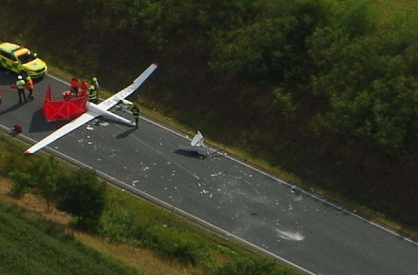 Letecká nehoda kluzáku PZL-Bielsko SZD-48 (Jantar Standard 3) / Foto: uzpln.cz