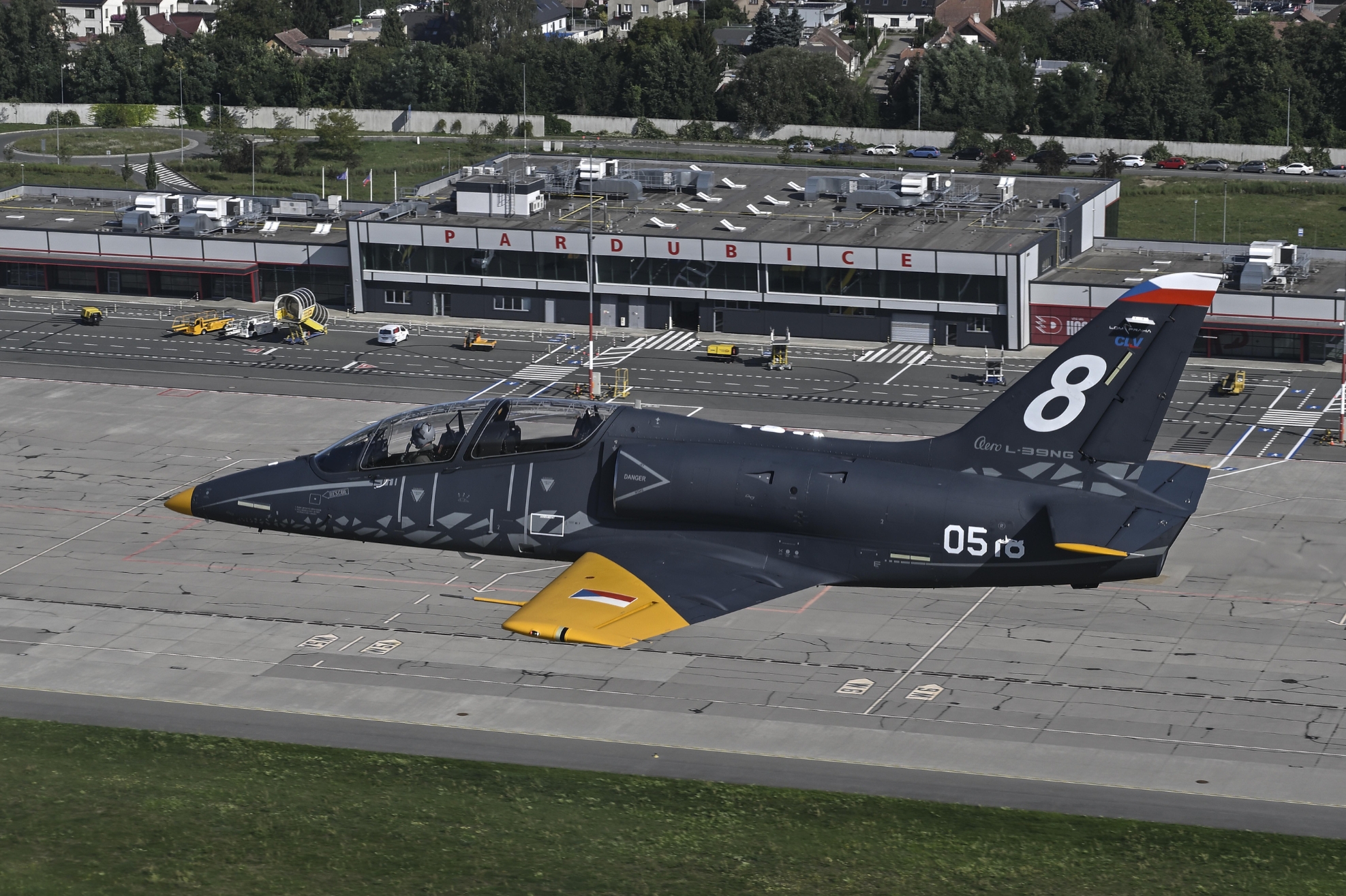 L-39 na letišti v Pardubicích