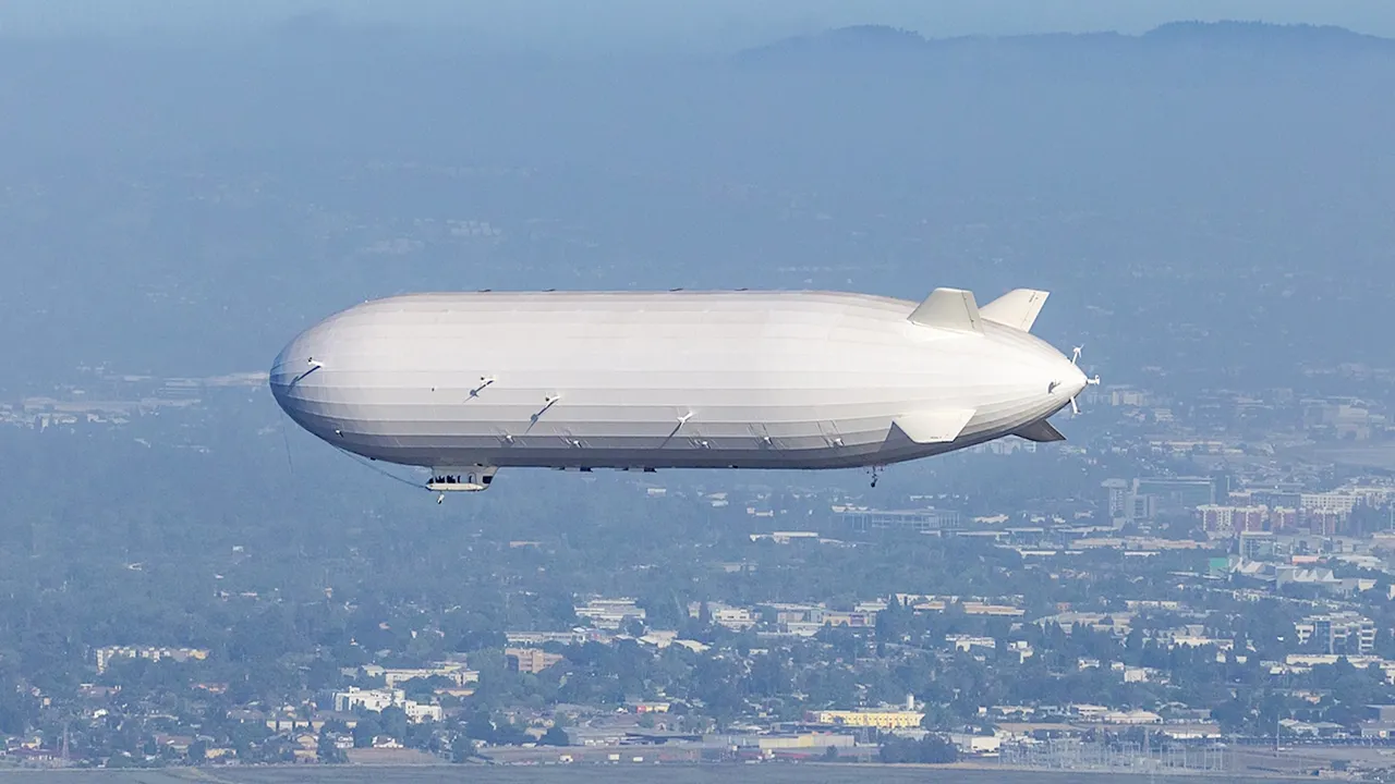 Pathfinder 1 nad San Franciscem