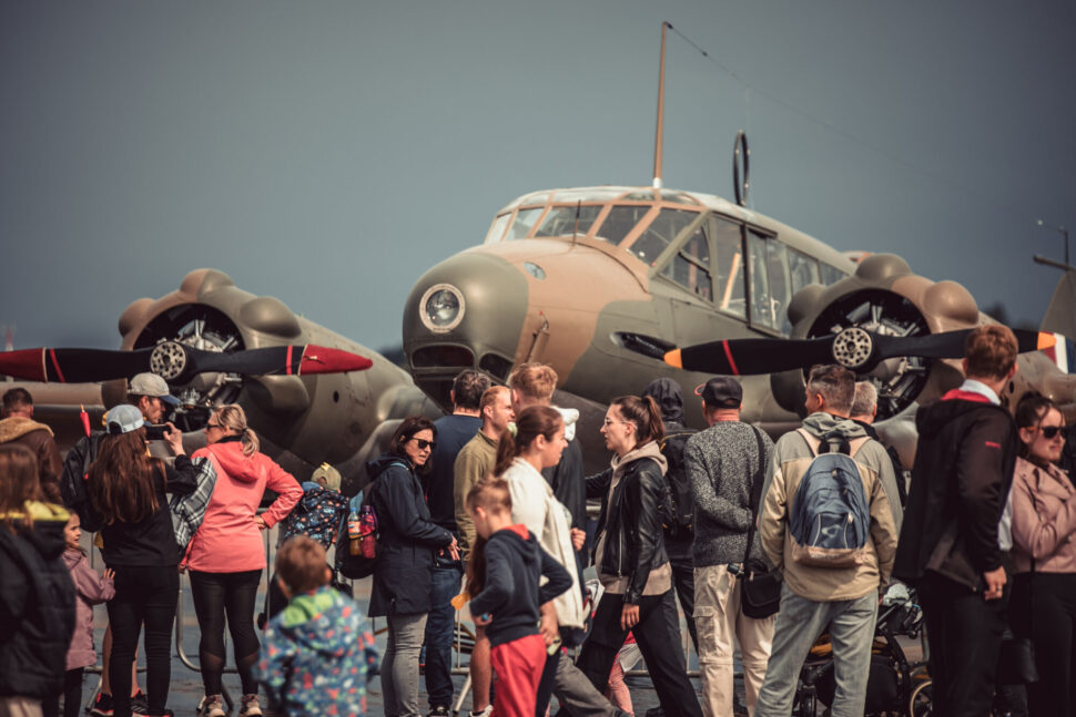 Aviatická pouť začíná novou éru. Po stěhování do Hradce Králové láká na Sea Fury, Dakotu i Eurofighter
