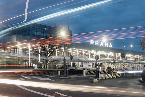 Na Letišti Praha byla vyhlášena stávková pohotovost. Odbory protestují proti nástupu nového šéfa