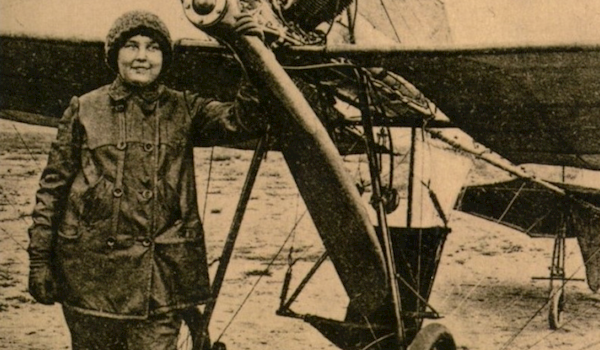 První česká pilotka