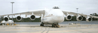 V Ruzyni v pátek přistál Antonov An-225, největší letadlo světa 