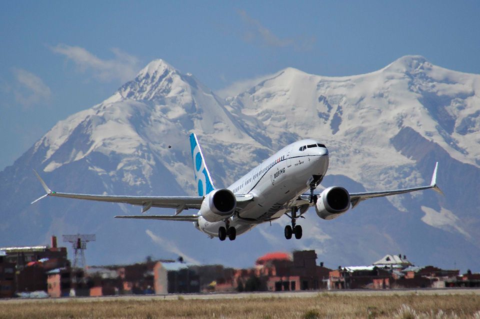 Zjištění výrobní anomálie části motorů CFM uzemnilo Boeing 737 MAX