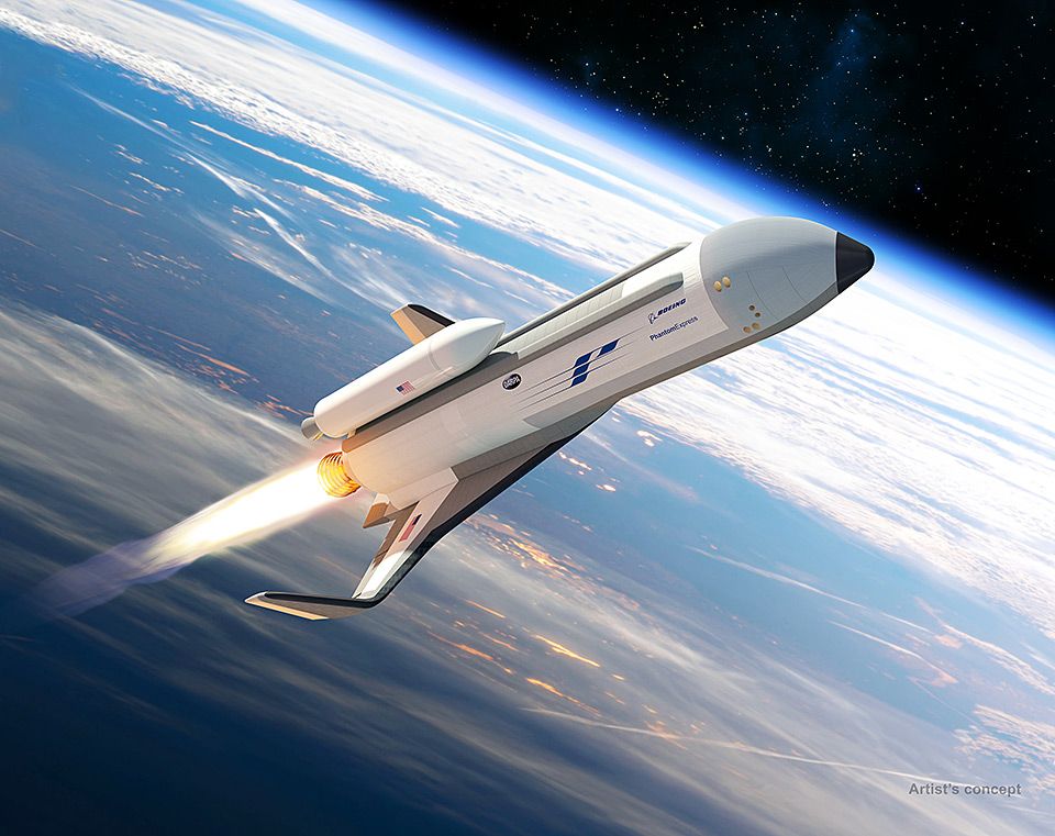 Boeing postaví nový bezpilotní raketoplán k vynášení vojenských družic