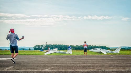 Mladí piloti se na letošním MČR v akrobacii na kluzácích dostali na nejvyšší příčky