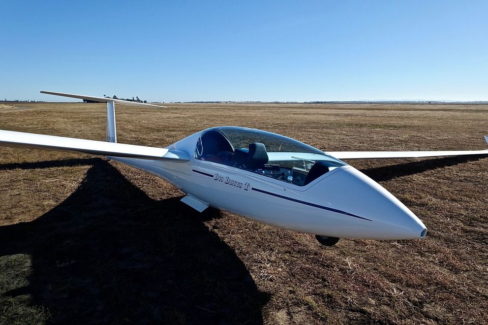 Dva tisíce pilotů kluzáků bude nejpozději na jaře potřebovat nový pilotní průkaz