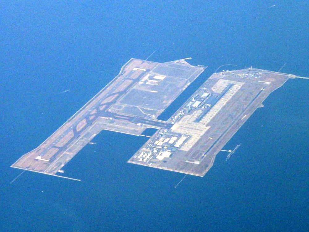 Pozoruhodná letiště na umělých ostrovech