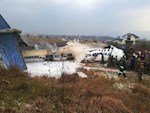 Okolnosti nehody Dash 8 v Káthmándú jsou stále nejasné, obětí je již 51
