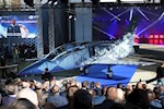 L-39NG žije, první letoun slavnostně vyroloval