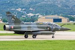 Střet francouzské Mirage 2000D s terénem nepřežila dvoučlenná posádka