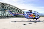 Na Aviatické pouti se představí akrobatický vrtulník v barvách Red Bullu
