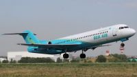 Vyšetřování nehody Fokkeru v Kazachstánu pokračuje, 12 obětí