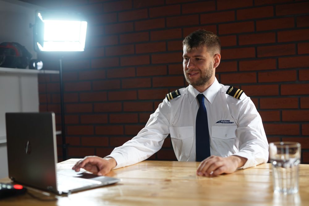 Podzimní smršť kurzů ve Flying Academy - nejlepší volba pro výcvik