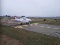 Letiště Benešov má novou zpevněnou dráhu
