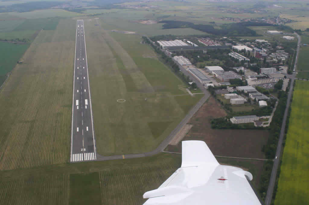 Penta prodá spolu s Aero Vodochody i letiště Vodochody