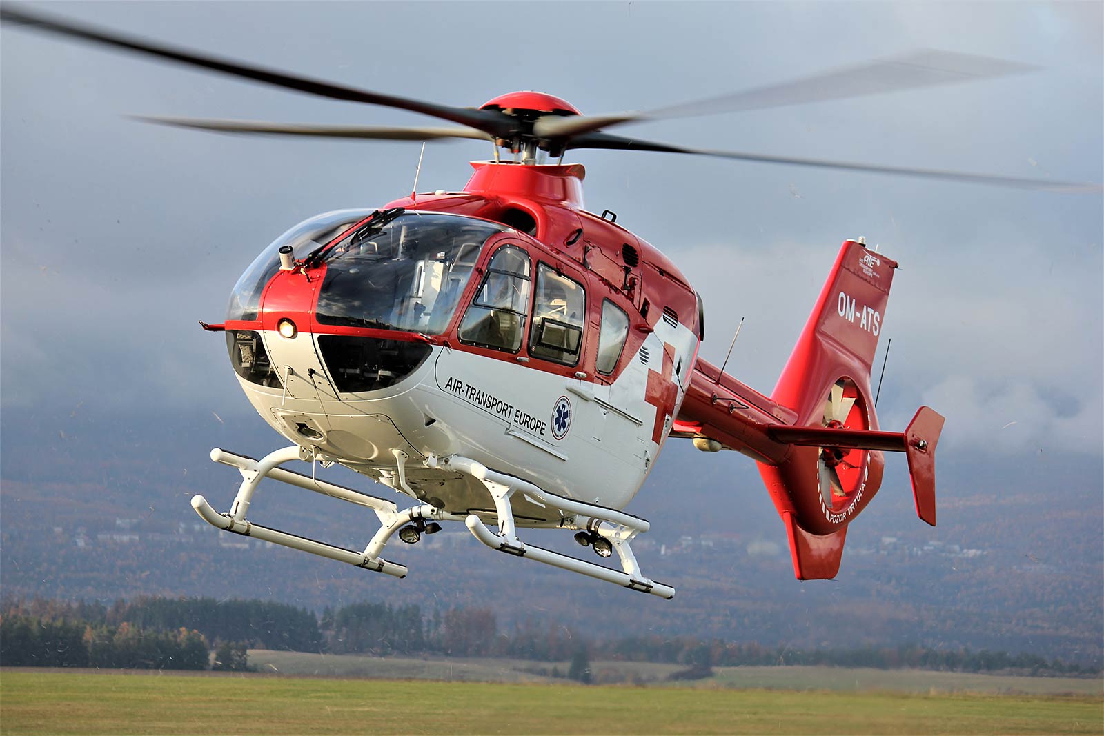 Vrtulník letecké záchranné služby čelil u Ostravy oslnění laserem