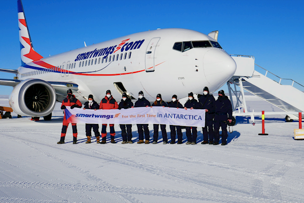 Smartwings přistálay jako první s „MAXem“ na Antarktidě