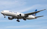 Boeing 777 aerolinky United krátce po vzletu náhle prudce sklesal jen stovky metrů nad oceán