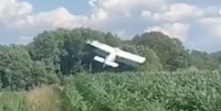 Soukromý Antonov po startu narazil do stromů