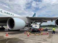 Cathay Pacific otestovalo SAF na cargo letech