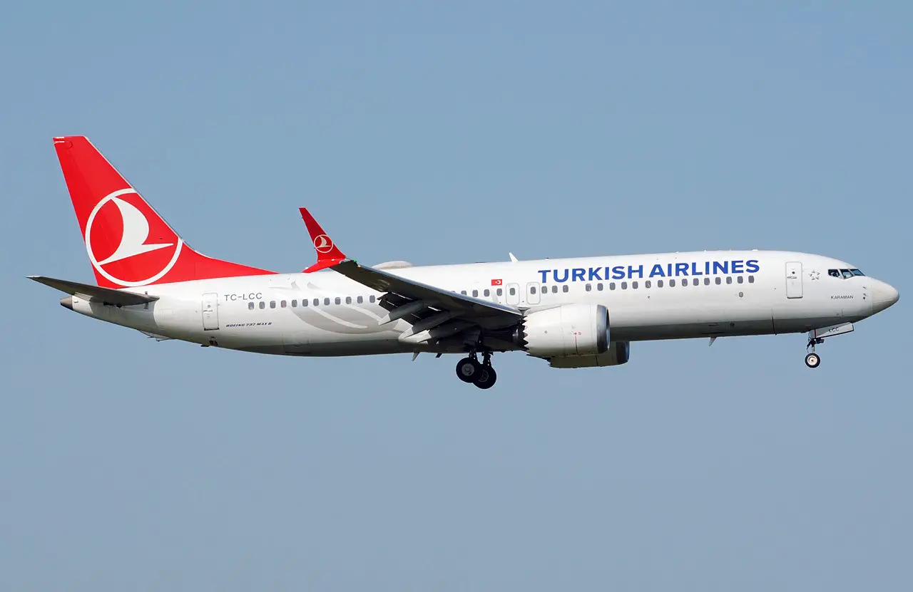 Cestující Turkish Airlines spáchal za letu sebevraždu